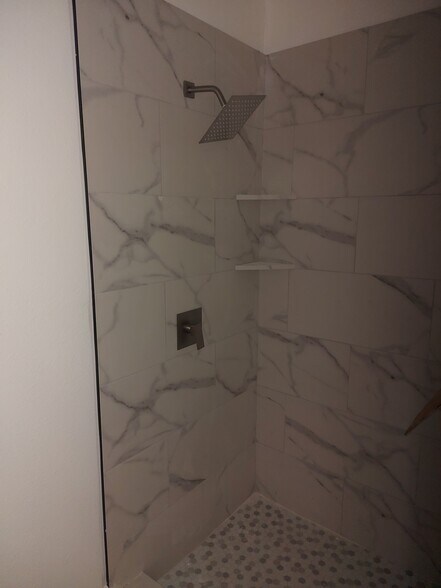 Building Photo - 18612 Baughman Dr