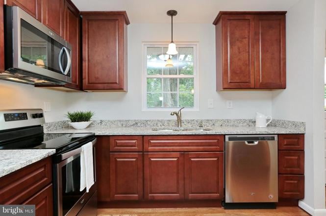 Building Photo - 2609 Dakota St