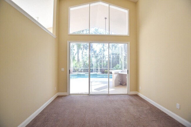 Building Photo - 5313 Lake Bluff Terrace