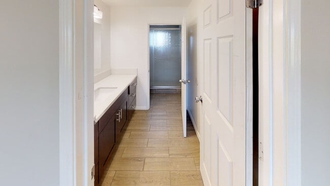 Building Photo - HUGE House!! CLOSEST to Campus! (Lease out, pending signatures. Check back in a few days!)