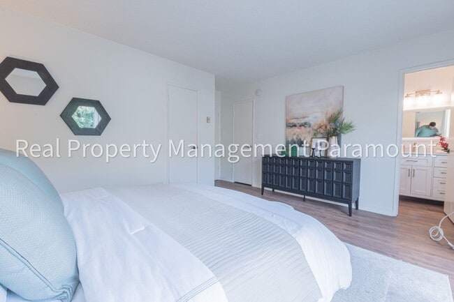 Building Photo - 2-Bedroom Condo for Rent – Spacious, Modern & Centrally Located!