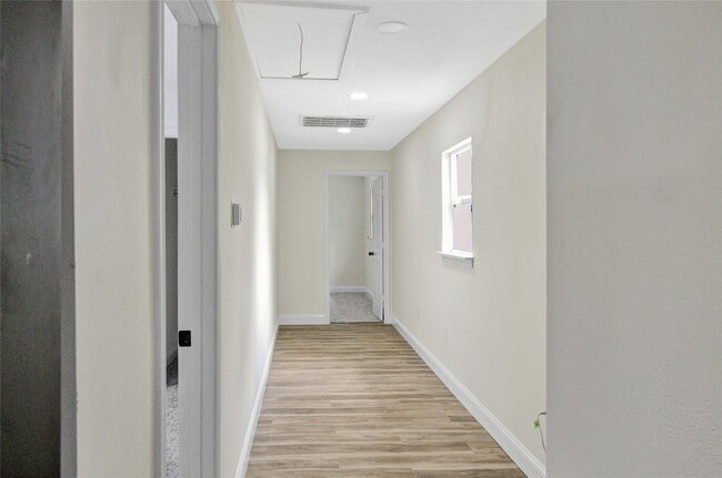 Building Photo - 7725 Avenue H