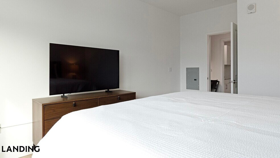 Building Photo - 10670 Jake Jabs Blvd