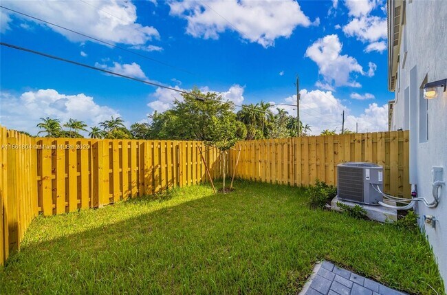 Building Photo - 28871 SW 162nd Ct
