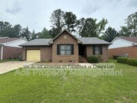 Building Photo - 212 Fair Oaks Dr