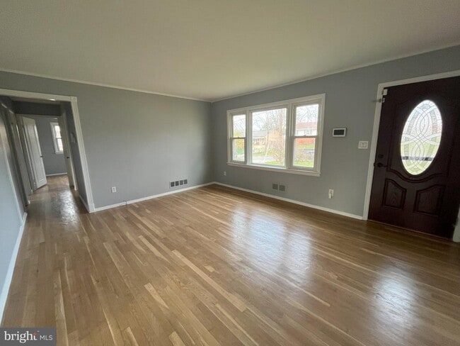 Building Photo - 6706 Longridge Dr