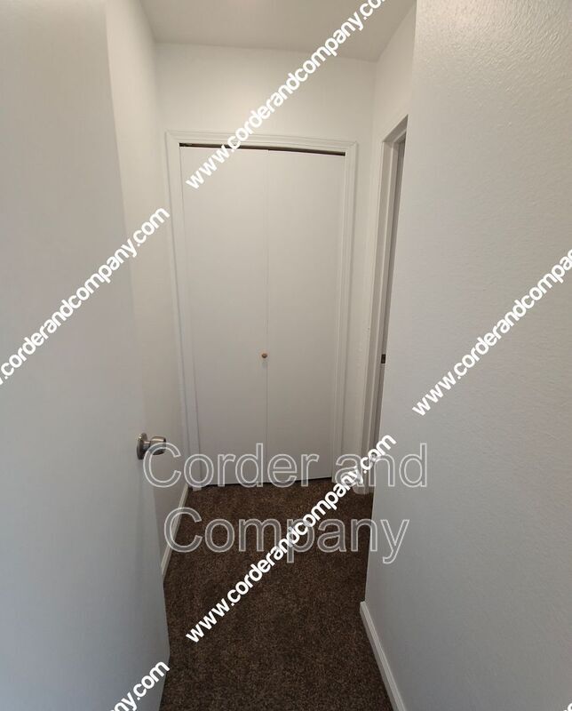 Building Photo - 120 17th St SE