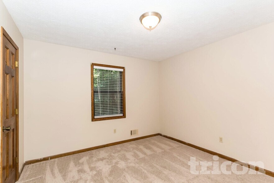 Building Photo - 110 Belair Trail