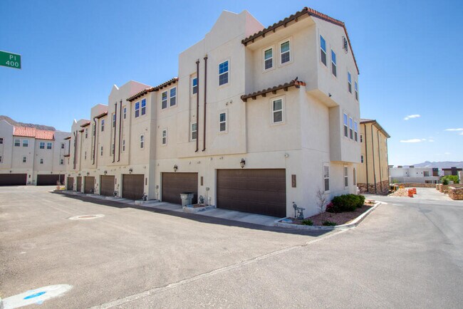 Building Photo - 328 Vin Almoradi Ct