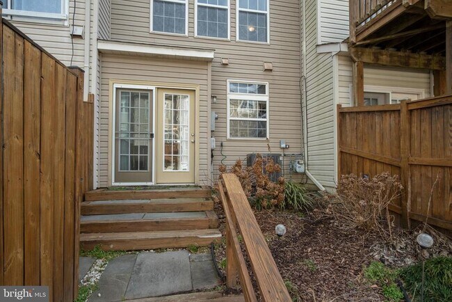 Building Photo - 4384 Sutler Hill Square