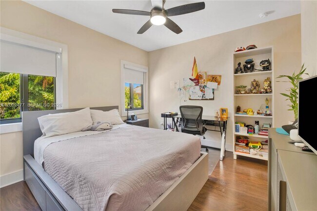 Building Photo - 3141 Day Ave