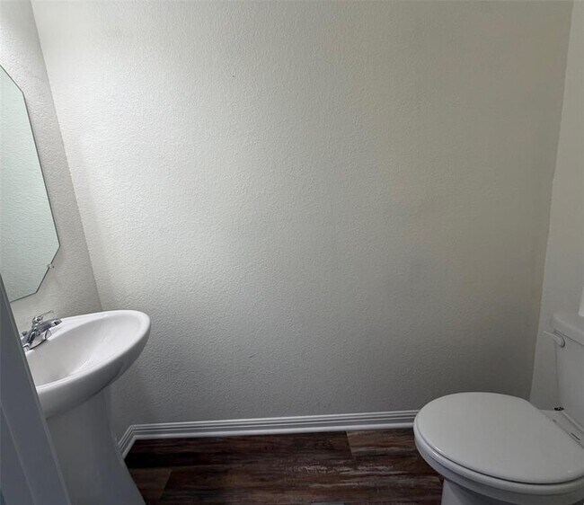 Building Photo - 364 Bell Rings Dr