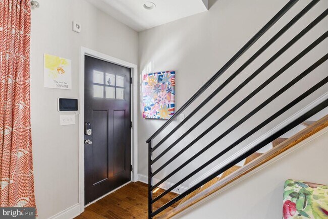 Building Photo - 2249 Kimball St
