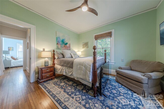 Building Photo - 2101 Dartmouth Pl