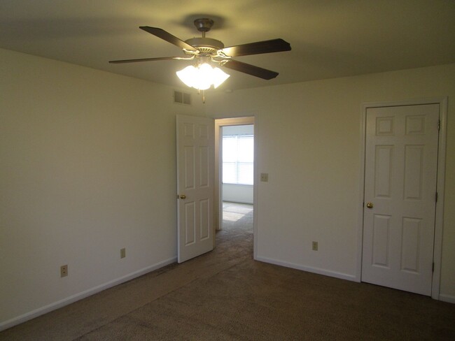 Building Photo - 3508-3510 Delmar Ct.