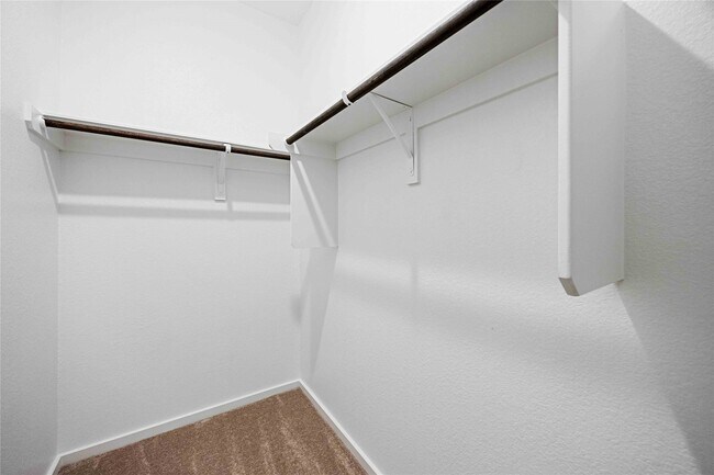 Building Photo - 21464 Austell Pond Dr