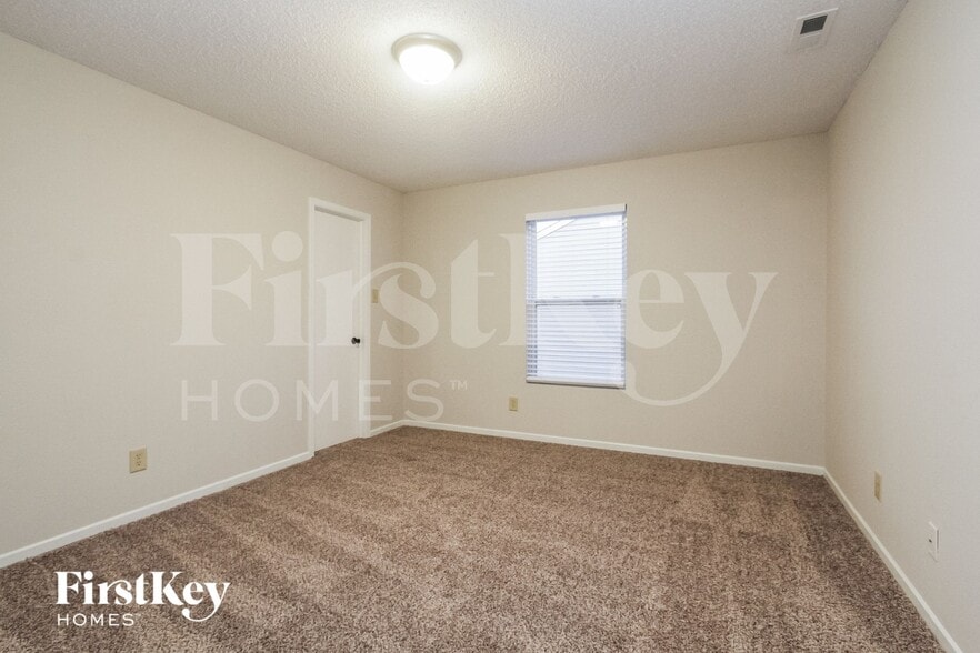 Building Photo - 679 Harvest Meadow Way