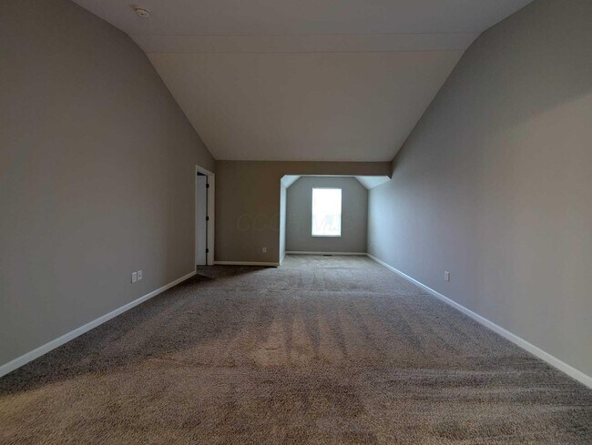 Building Photo - 535 Pagoda Loop