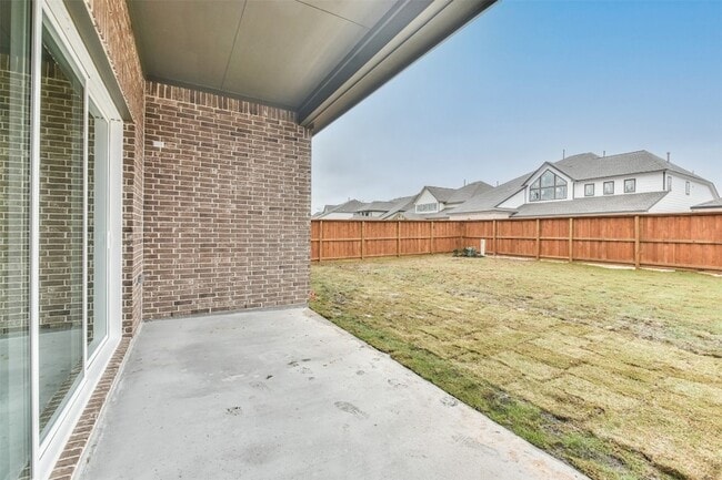 Building Photo - 27124 Regal Scott Dr