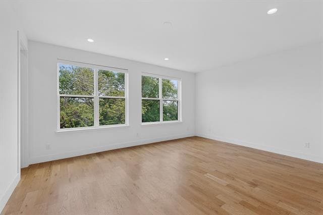 Building Photo - 4920 Lexington Ct