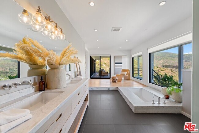 Building Photo - 23701 Harbor Vista Dr