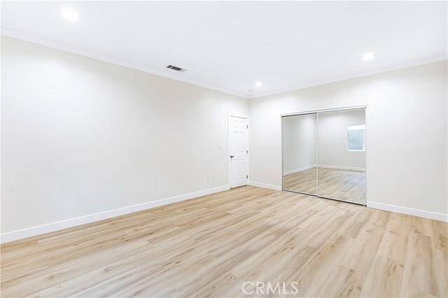 Building Photo - 720 E Windsor Rd