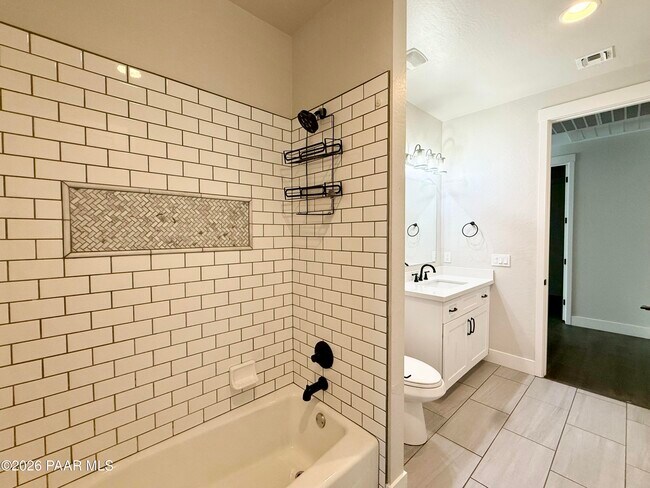 Building Photo - 1732 Allerton Way