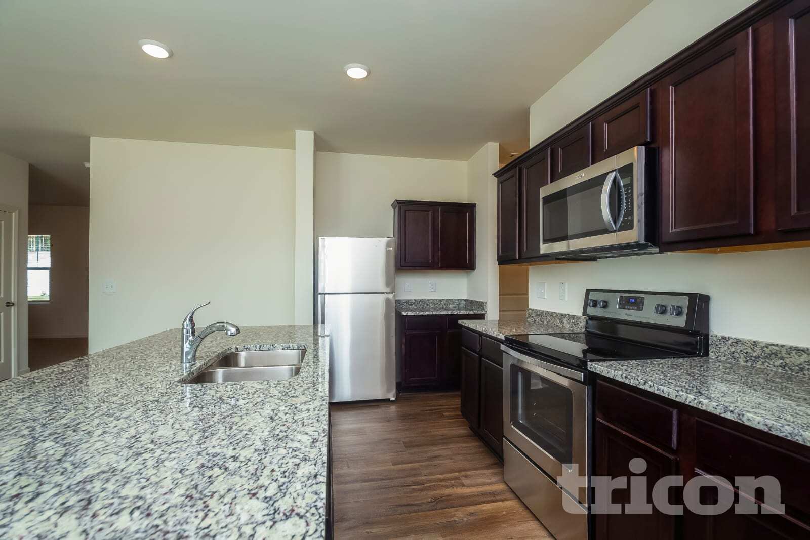 Building Photo - 170 Alexander Ln