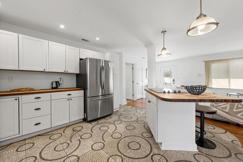 Building Photo - 414 Charles Pl