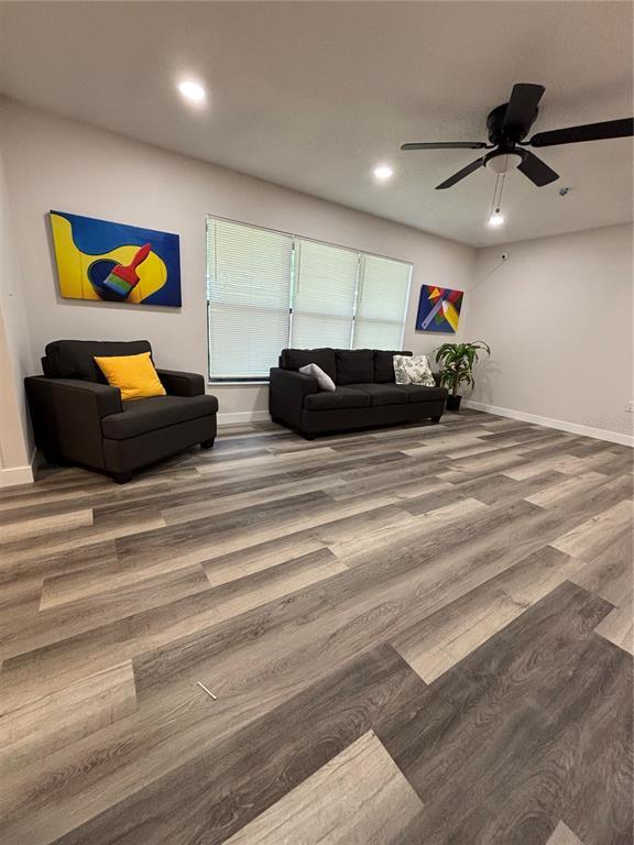 Building Photo - 612 Wood Dr