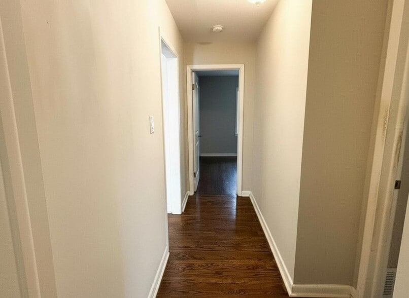 Building Photo - 3537 Fairburn Pl NW