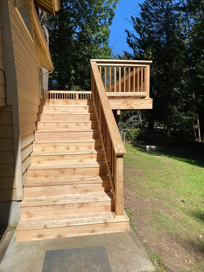 Raised garden beds - 840 Cherry Ave NE