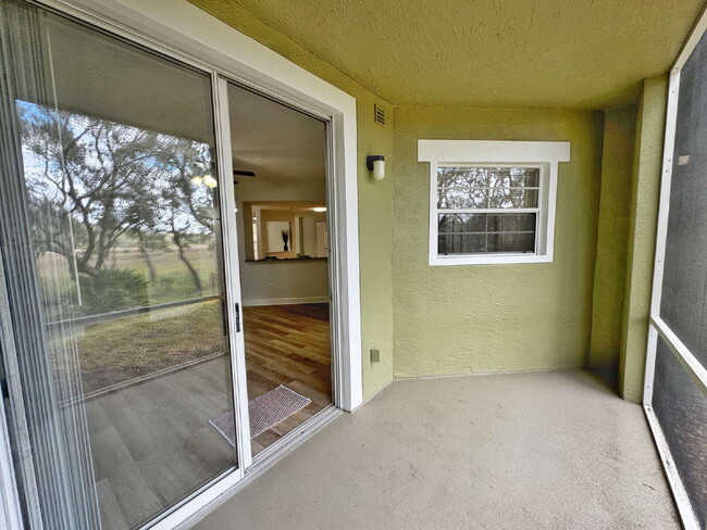 Building Photo - Newly Renovated Ground Floor 1 BR/1 BA Condo!