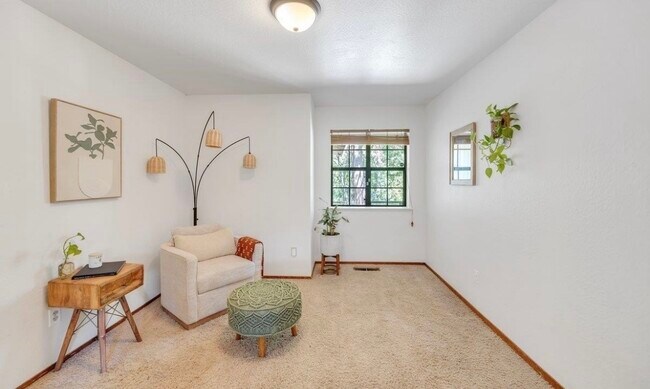 Building Photo - 22689 Cedar Pines Ave