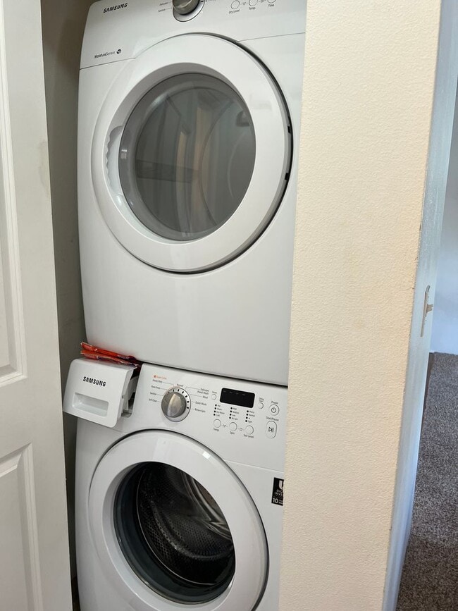 Building Photo - Villas at Kahana Ridge