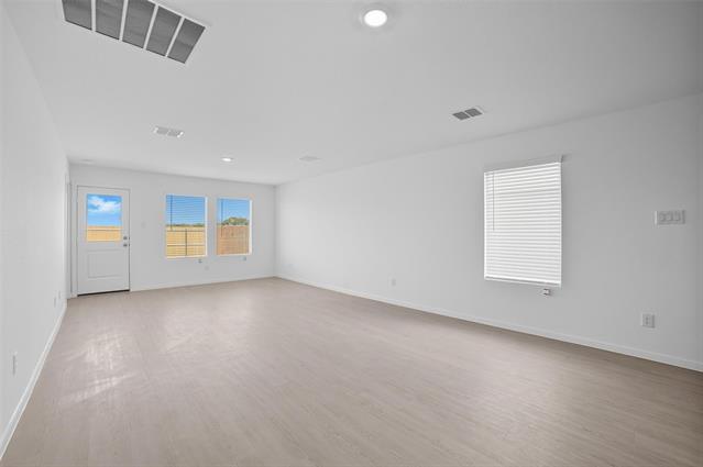 Building Photo - 516 Sandhill Crane Ln