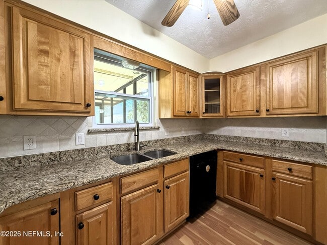 Building Photo - 2359 Sandy Ct