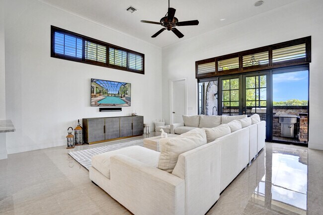 Building Photo - 9210 Equus Cir