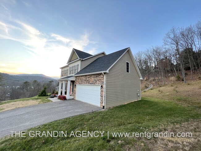 Building Photo - 4235 Berkeley Place Drive