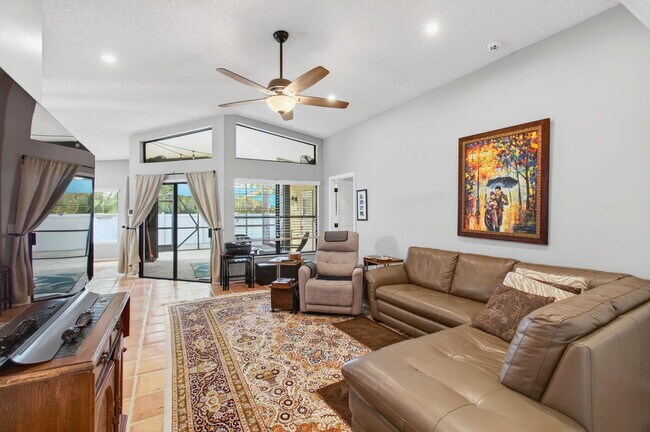 Building Photo - 10332 Islander Dr