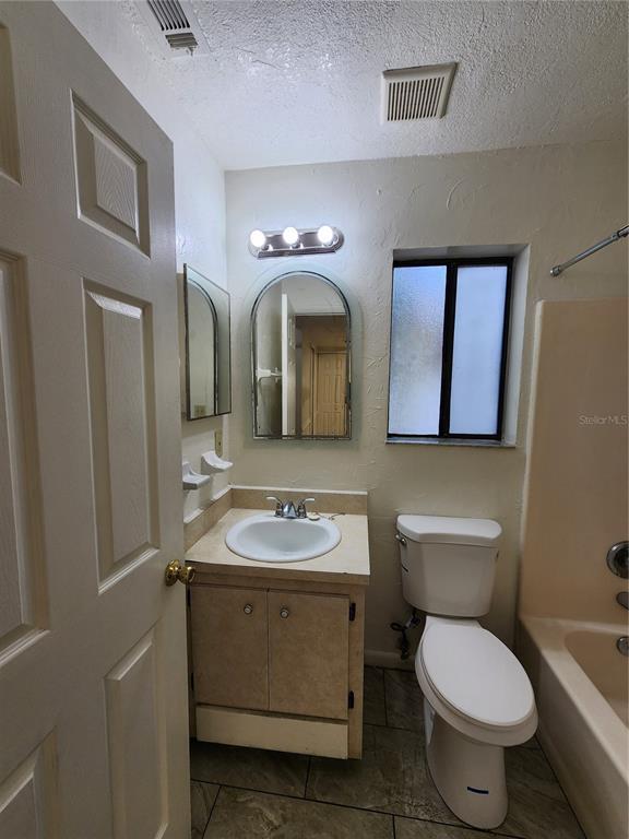 Building Photo - 2018 SW 70th Terrace