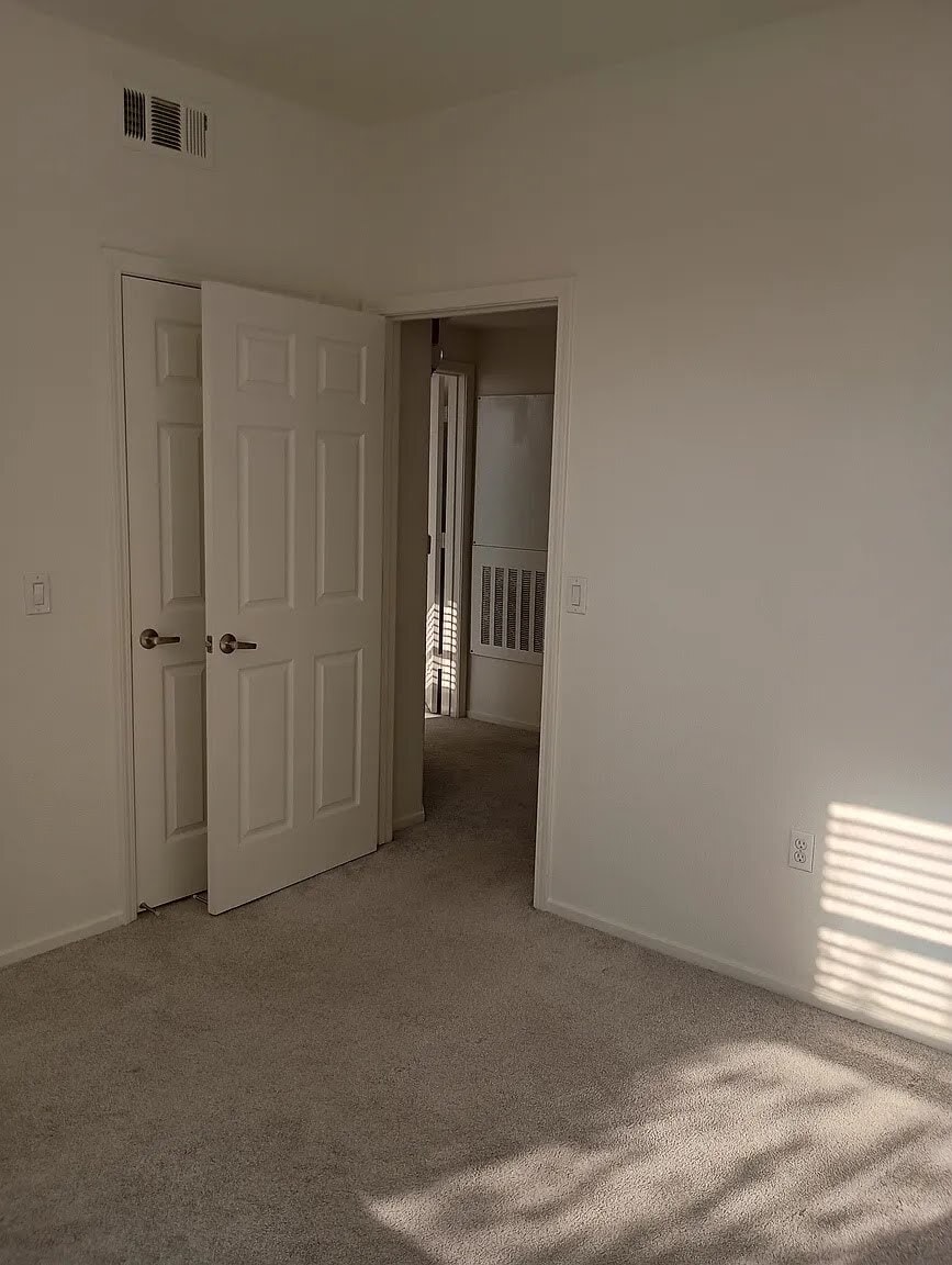Building Photo - 1191 Whitney Ranch Pky