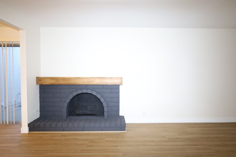 Building Photo - 634 E La Veta Ave