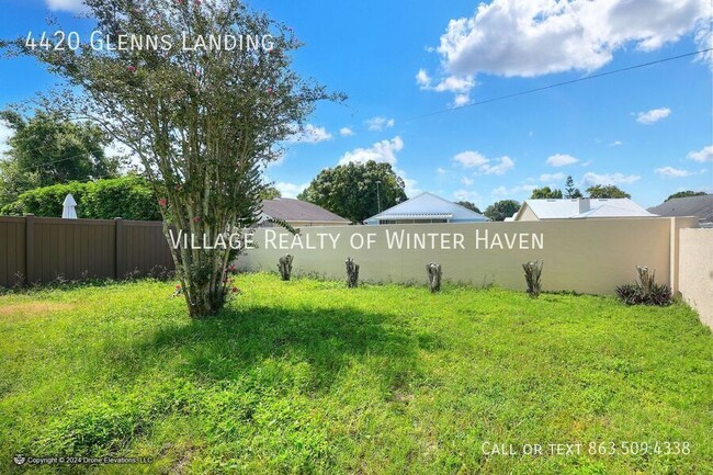 Building Photo - Southeast Winter Haven Home with Community...