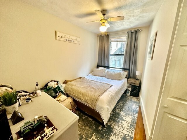 Building Photo - 13 Charter St