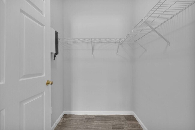 Building Photo - Limited-Time Rental Deal with move-in BONUS