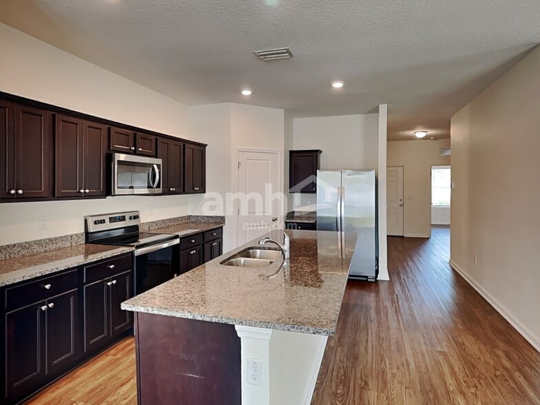 Building Photo - 11617 Pace Bend Ct