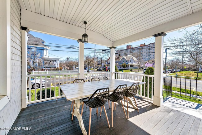 Building Photo - 701 Asbury Ave