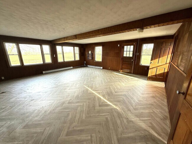 Building Photo - 109 High Mountain Rd