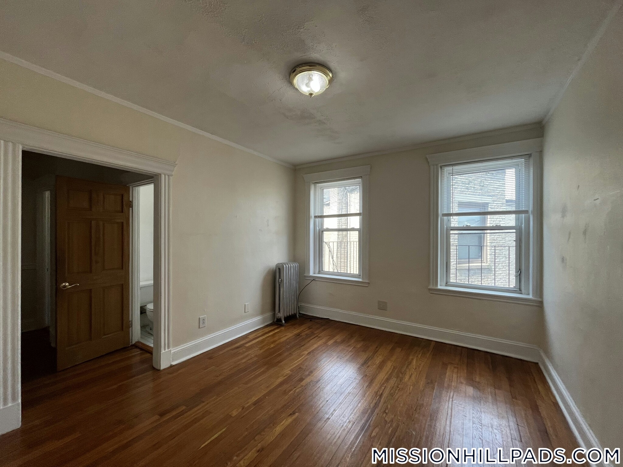 Building Photo - 360 Riverway